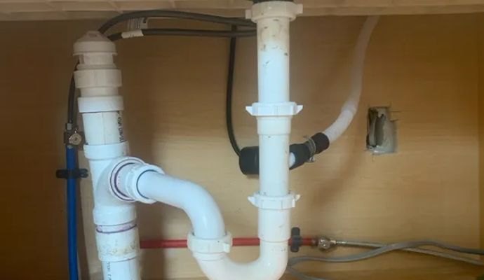 Fixed water pipe