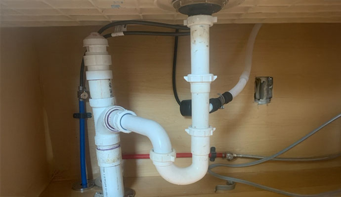 Cleanly installed plumbing