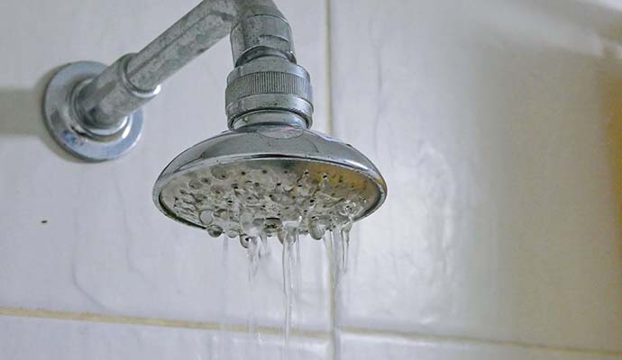 Water dripping from showerhead